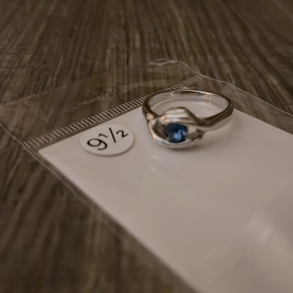 Ring - Picture 1 of 1